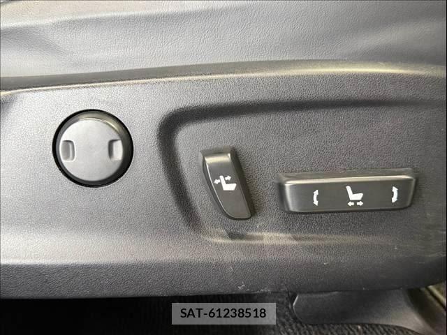 Lexus RX 2019-11 8334949-23