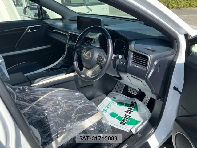 Lexus RX 2021-06 8366785-12