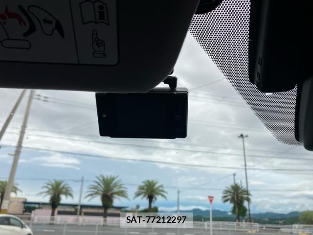 Lexus RX 2021-04 8366786-17