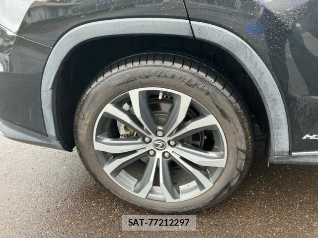 Lexus RX 2021-04 8366786-5