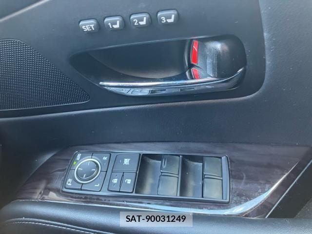 Lexus RX 2013-01 8562485-17