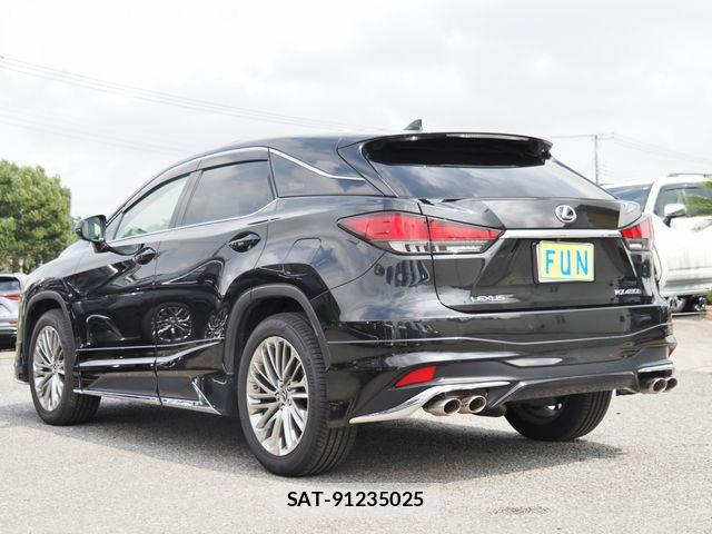 Lexus RX 2021-01 8562486-5