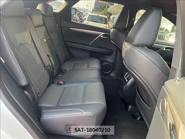 Lexus RX 2018-03 8660006-10