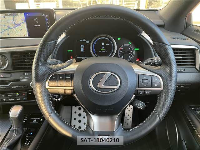 Lexus RX 2018-03 8660006-11