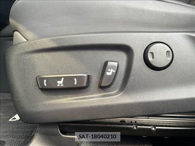 Lexus RX 2018-03 8660006-19