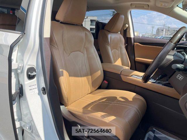Lexus RX 2019-02 8743508-11