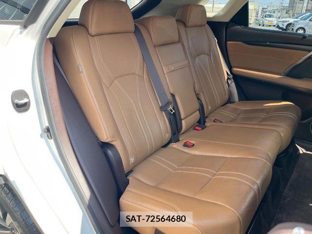 Lexus RX 2019-02 8743508-12