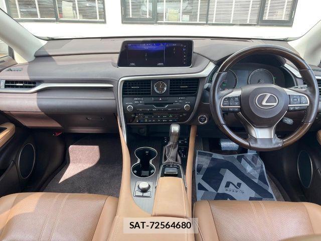Lexus RX 2019-02 8743508-1