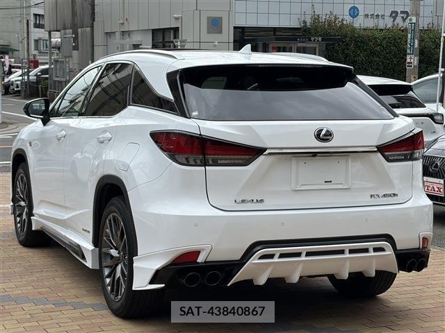 Lexus RX 2019-09 8796513-4