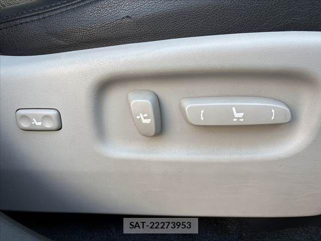 Lexus RX 2011-10 8830033-22