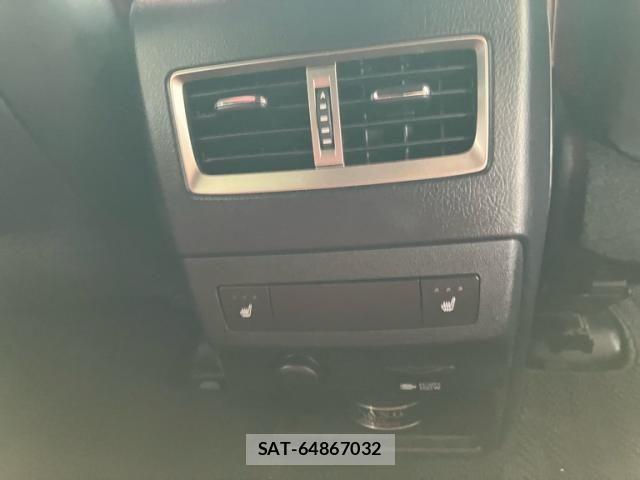 Lexus RX 2018-03 8830030-12