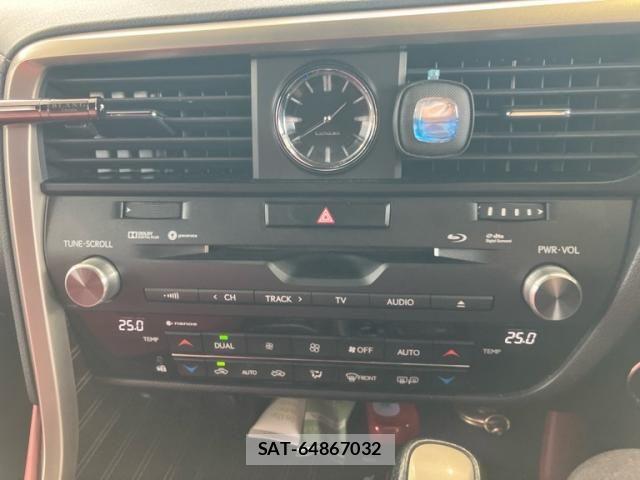 Lexus RX 2018-03 8830030-18
