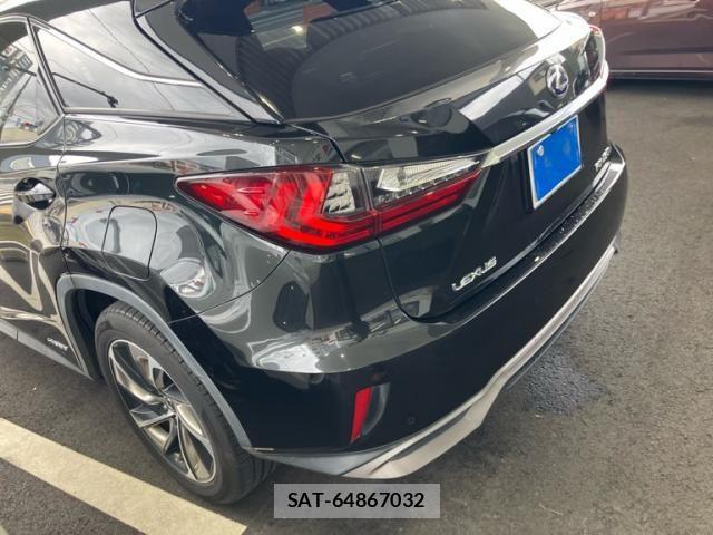 Lexus RX 2018-03 8830030-3