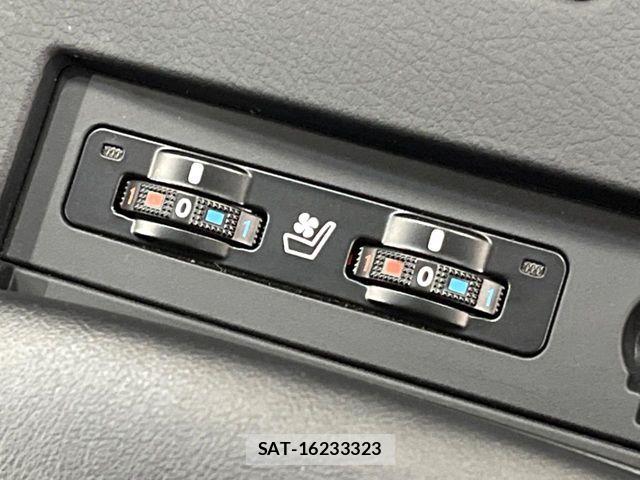 Lexus RX 2013-09 8830031-6
