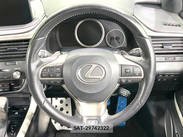 Lexus RX 2022-03 8849606-11