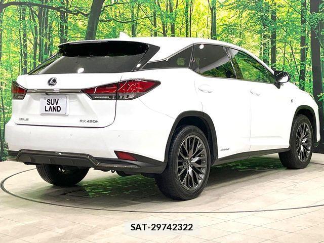 Lexus RX 2022-03 8849606-16