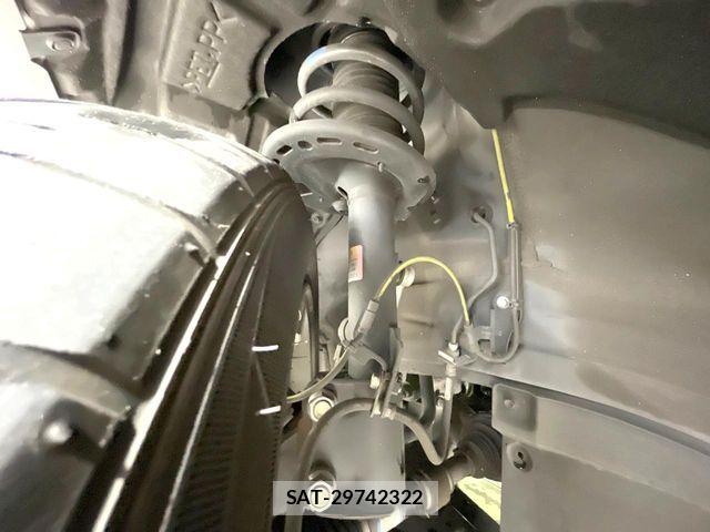 Lexus RX 2022-03 8849606-19