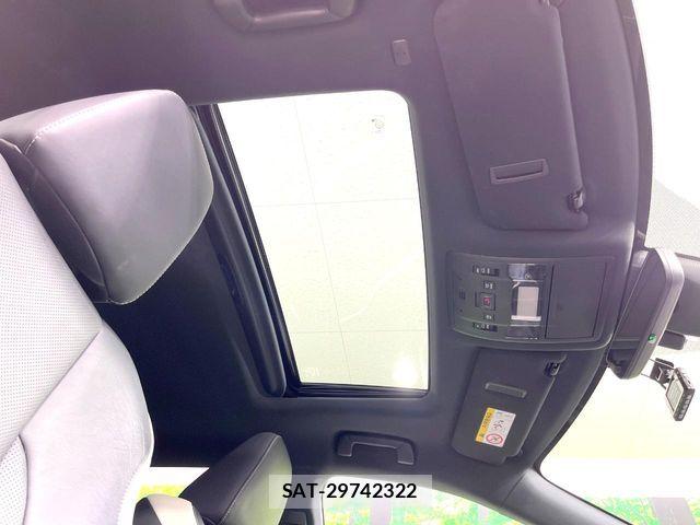 Lexus RX 2022-03 8849606-2