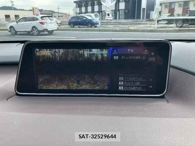 Lexus RX 2016-02 1123694-10