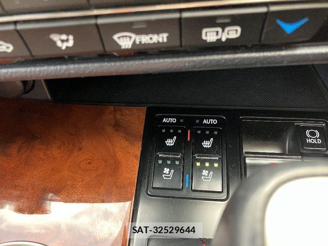 Lexus RX 2016-02 1123694-15