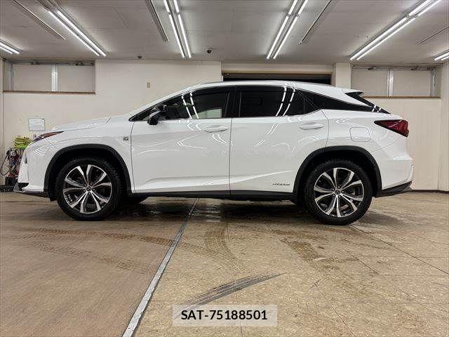 Lexus RX 2015-11 2299566-21