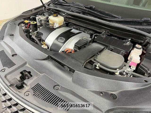 Lexus RX 2021-03 2318385-17