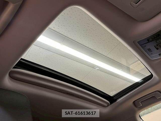 Lexus RX 2021-03 2318385-6