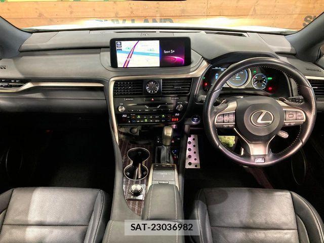Lexus RX 2020-11 3674944-1