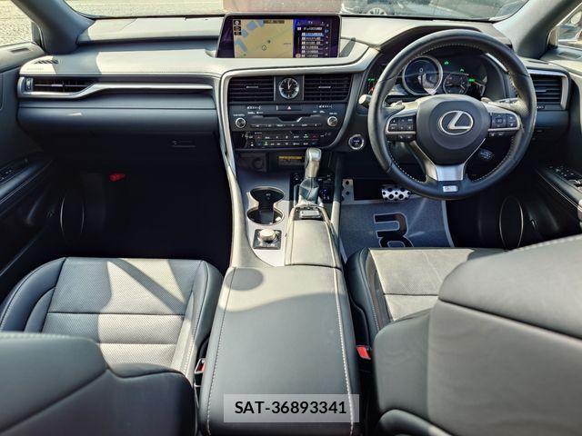 Lexus RX 2018-02 3674952-9
