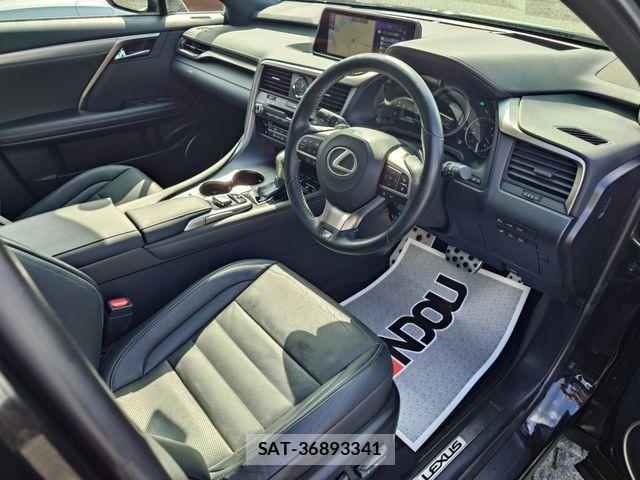 Lexus RX 2018-02 3674952-11