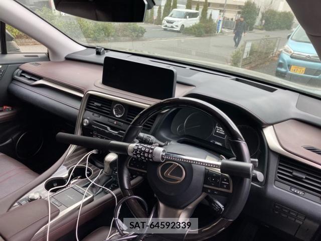 Lexus RX 2019-10 3907274-11
