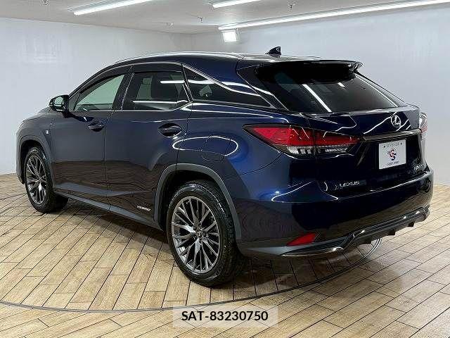 Lexus RX 2021-02 4139899-16