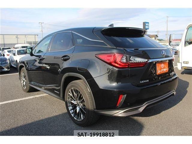 Lexus RX 2017-10 4326359-10
