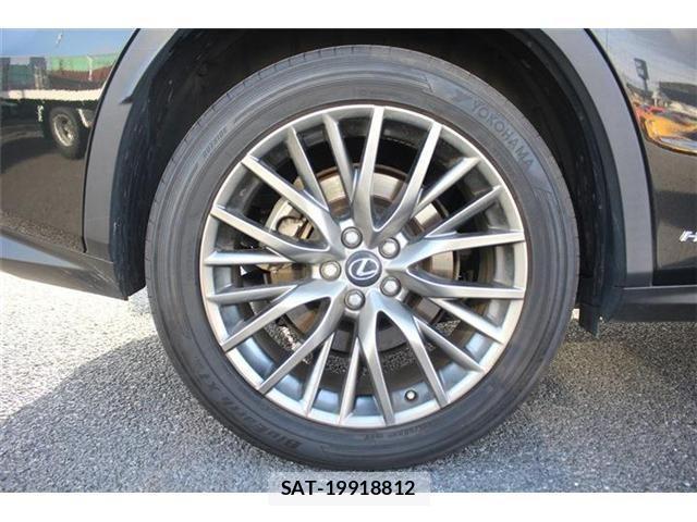 Lexus RX 2017-10 4326359-15
