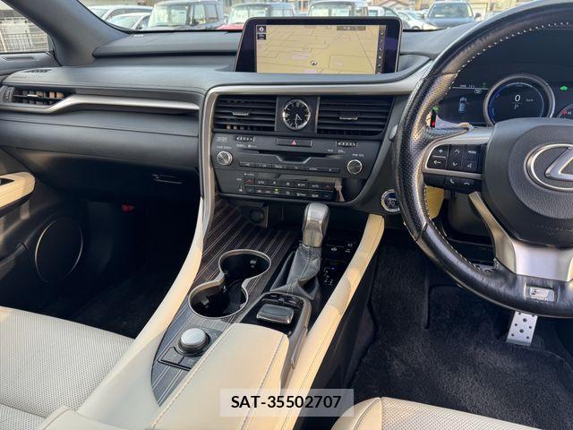 Lexus RX 2017-04 4965083-18