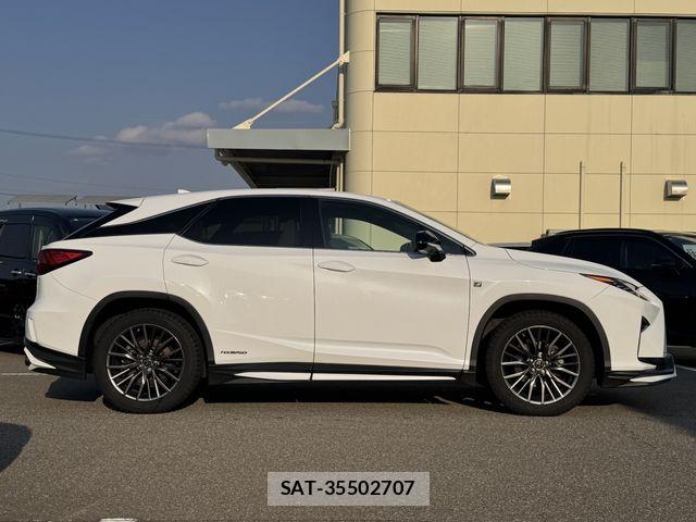 Lexus RX 2017-04 4965083-4