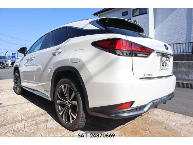 Lexus RX 2021-01 6011922-4