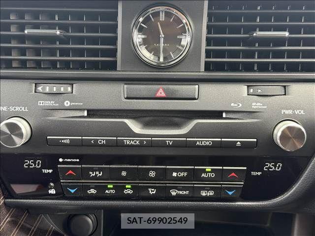 Lexus RX 2016-10 6011939-12