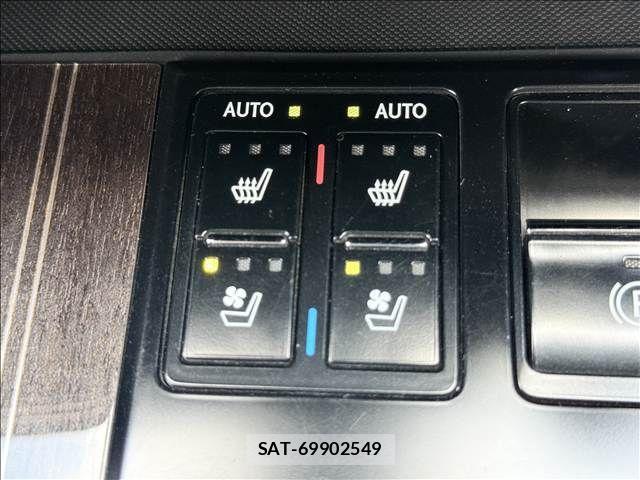 Lexus RX 2016-10 6011939-13