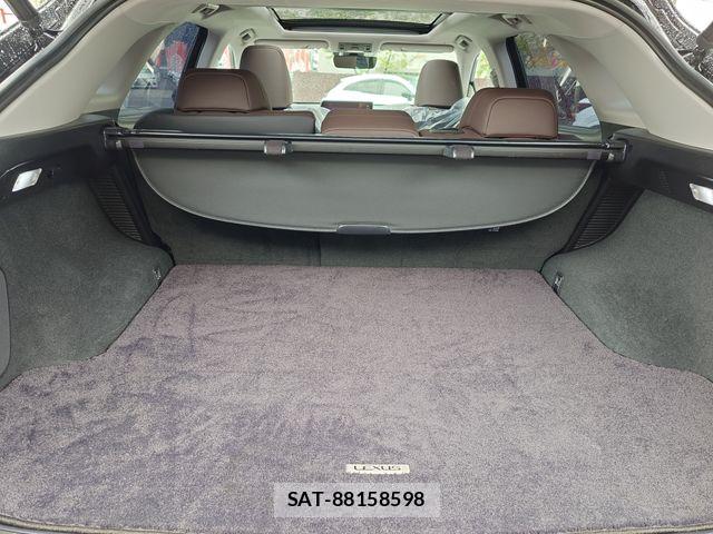 Lexus RX 2017-07 6272158-24