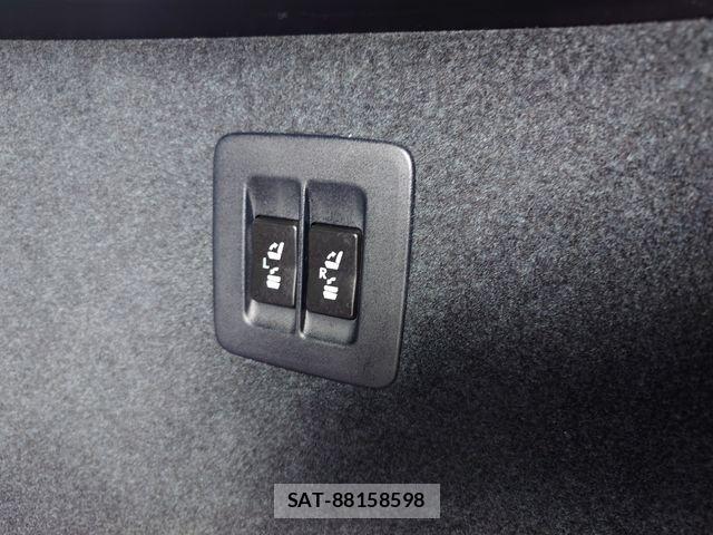 Lexus RX 2017-07 6272158-25