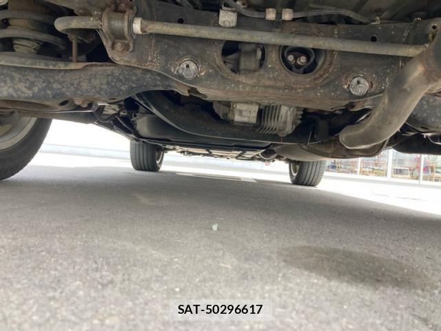 Lexus RX 2009-10 6499675-14