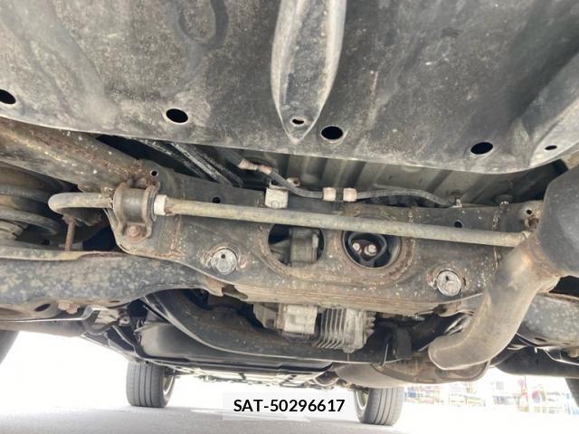 Lexus RX 2009-10 6499675-15