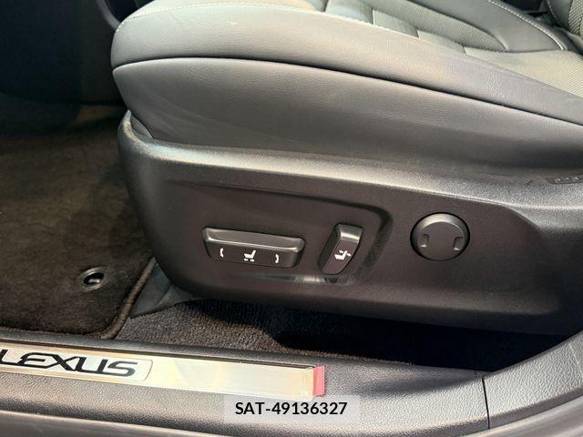 Lexus RX 2021-03 6612949-20