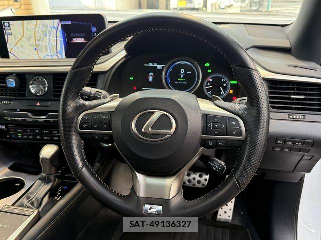 Lexus RX 2021-03 6612949-24