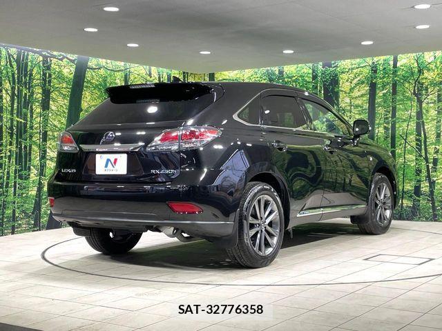 Lexus RX 2013-10 6612956-16