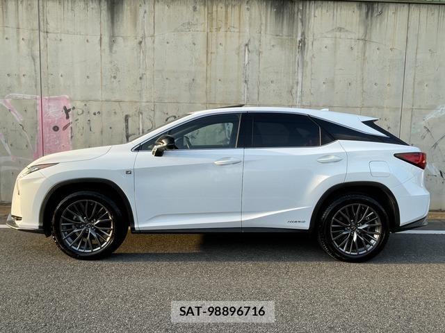 Lexus RX 2016-02 6672322-11