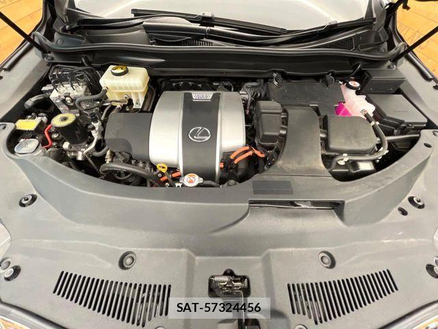 Lexus RX 2021-03 6815759-17