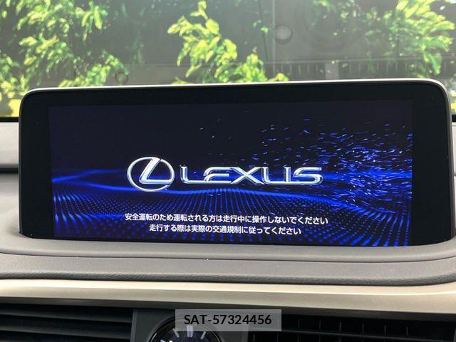 Lexus RX 2021-03 6815759-3