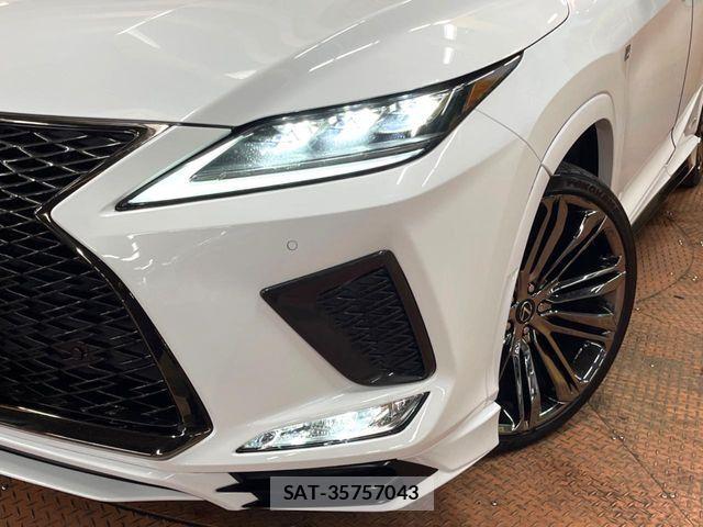 Lexus RX 2019-10 6815757-11